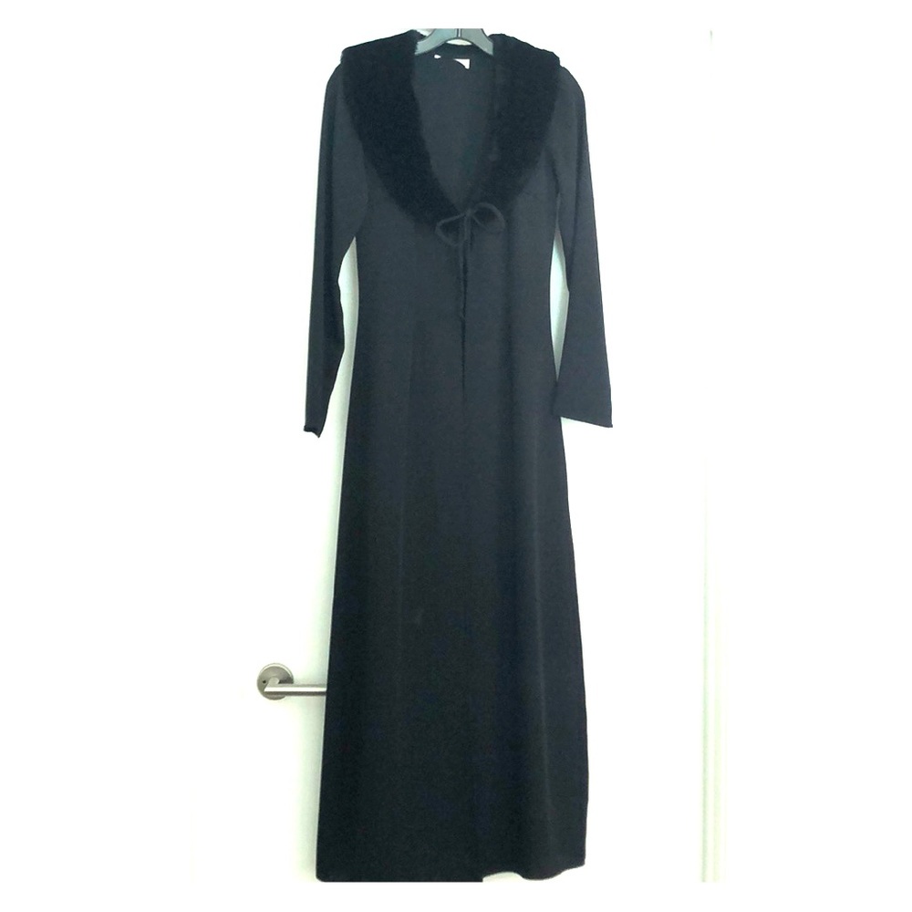 Cape / Shawl,ankle length.  Ties at bust.